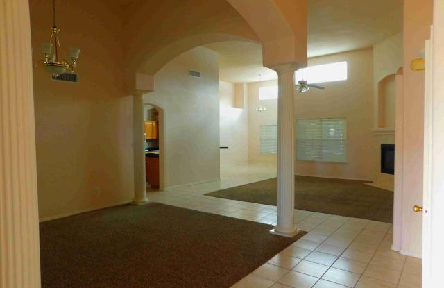 4204 LOMA CLARA Court Gallery 4