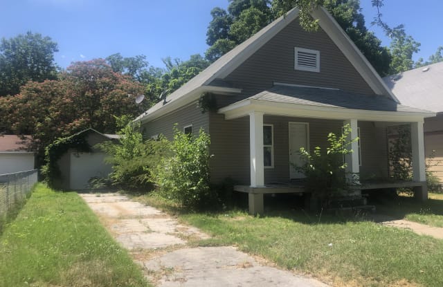 1308 S Sergeant - 1308 South Sergeant Avenue, Joplin, MO 64804