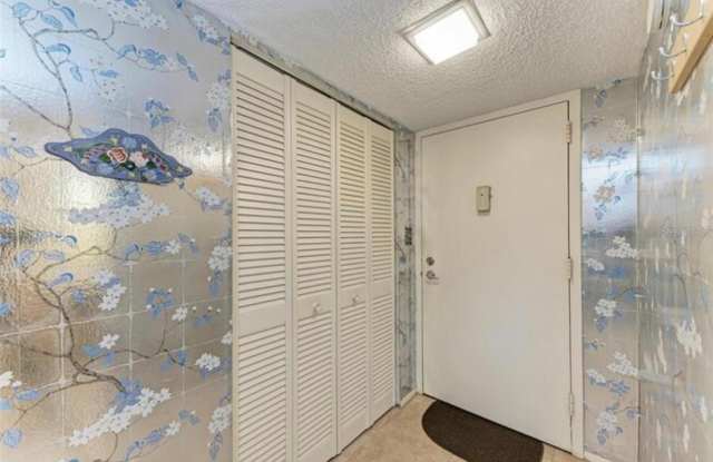 6120 43RD Street W Gallery 4