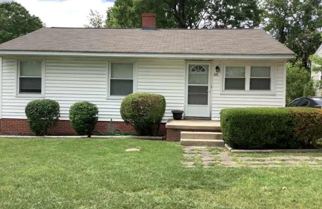 1525 Tucker St photos photos