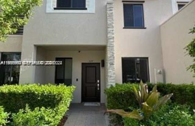 327 Northeast 208th Terrace photos photos