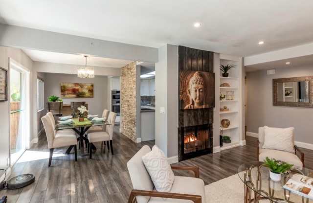3BD/2BA – Updated Condo in Coveted Downtown Saratoga, Steps from Wildwood Park photos photos