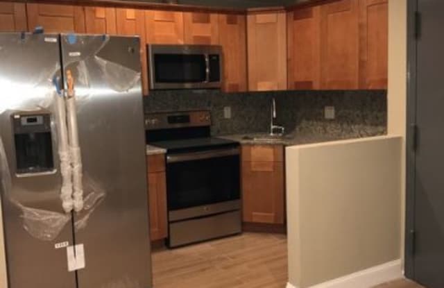 116 N 9th St - 116 N 9th St, Philadelphia, PA 19107