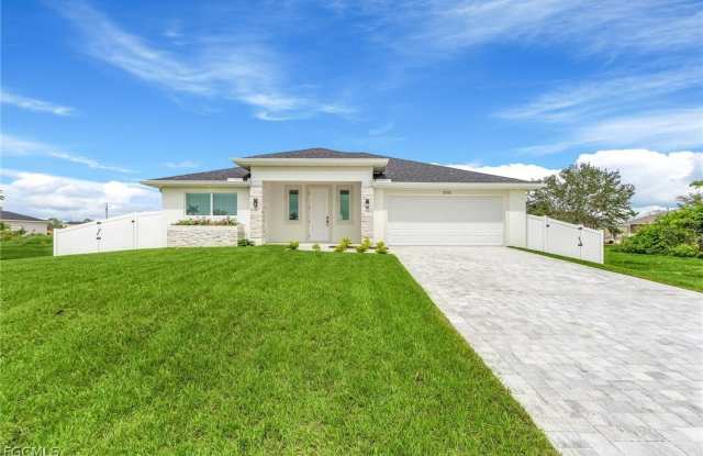 3015 NW 42nd Avenue photos photos