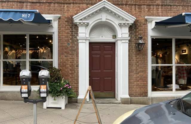 9 PALMER SQUARE W photos photos