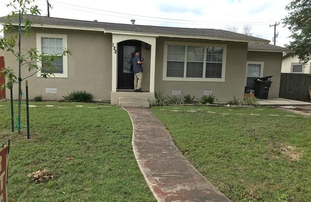 122 COLTON DR - 122 Colton Drive, San Antonio, TX 78209