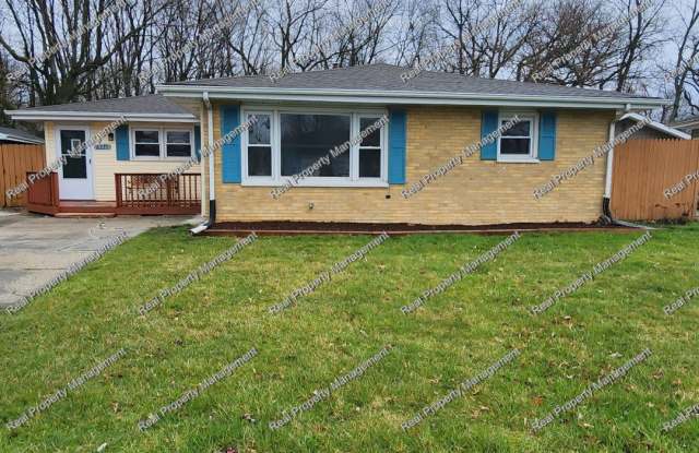 Updated Four Bedroom Hobart Ranch photos photos