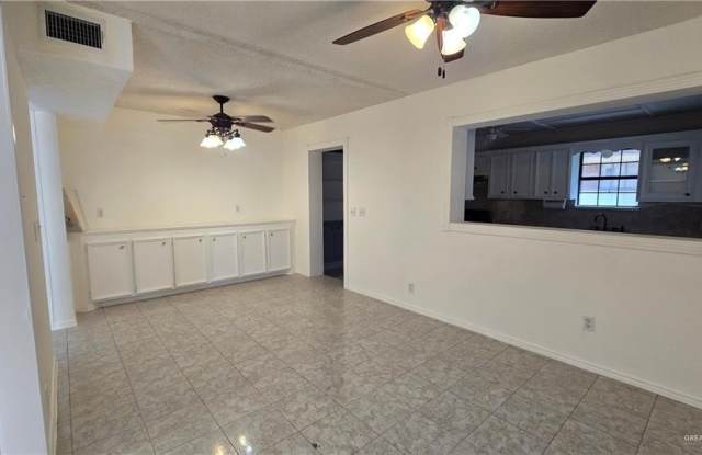 809 E Azalea Avenue Gallery 4