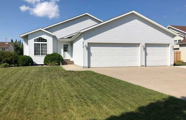 4 Bed 2 Bath Single Family Home photos photos
