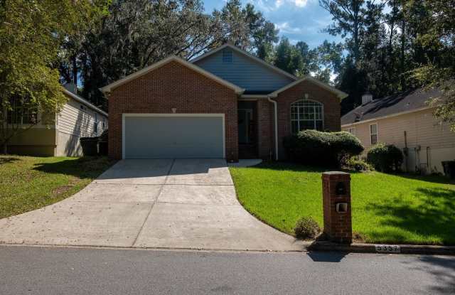 5357 SAINT IVES Lane Gallery 1