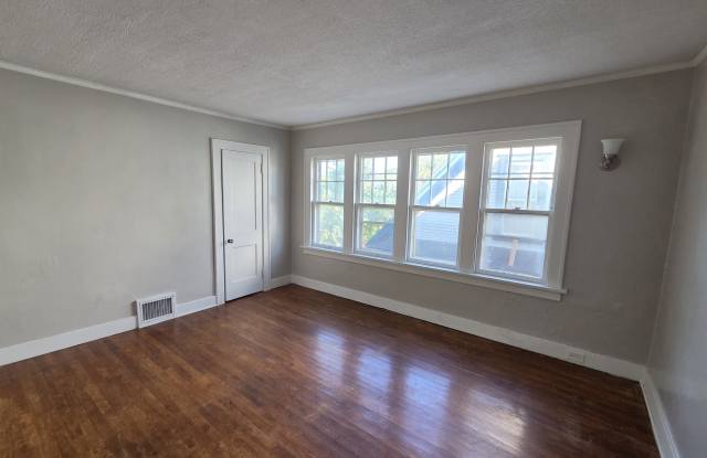1527 Plastico Avenue Southwest - 2 Gallery 4