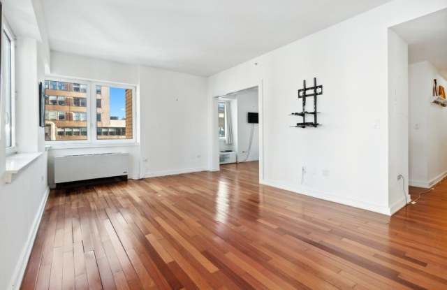 425 Fifth Avenue - 425 5th Avenue, New York City, NY 10016