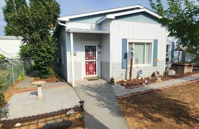 122 Ginkgo Street South - 122 Ginkgo Street South, Soap Lake, WA 98851