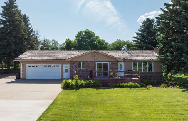 Stunning Rural Property by Patterson Lake photos photos