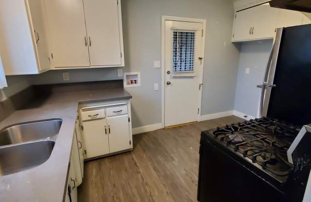 8420 Crenshaw Blvd photos photos