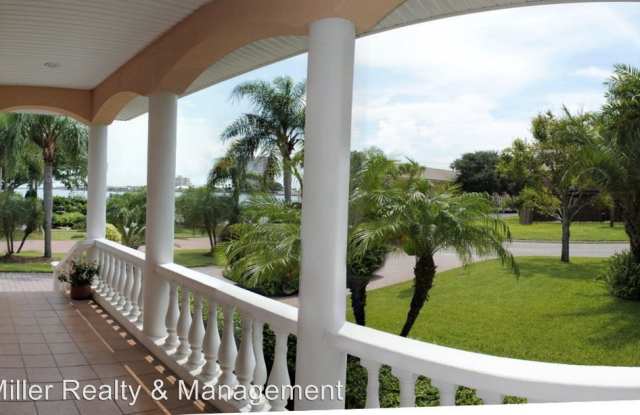 6746 31st Street, South Gallery 2