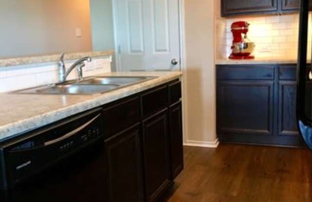 2403 Camberly View Gallery 4