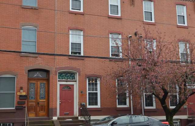 2422 POPLAR STREET photos photos
