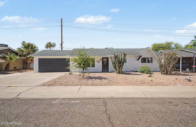 8725 E CORONADO Road Gallery 3