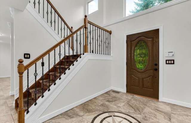7295 W Maple Road Gallery 3