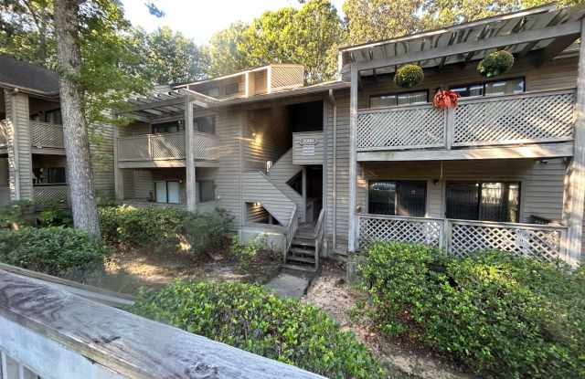 Updated  Creekside Community  Condominium Gallery 1