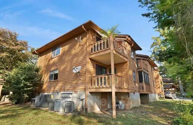 581 Courtwood Lane photos photos