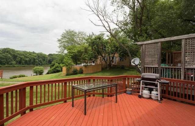 9902 LAKEPOINTE Drive Gallery 2