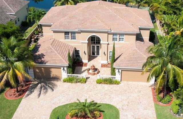 542 Enclave Cir E - 542 Enclave Cir, Pembroke Pines, FL 33027