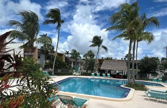 8261 SW 128th St photos photos