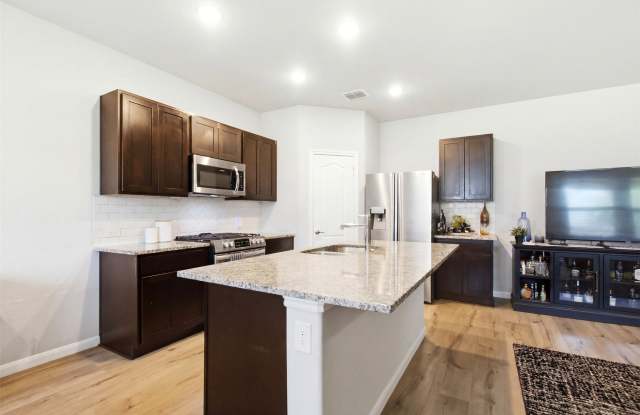 1136 Country Glen Drive Gallery 3