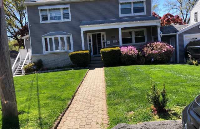 32 Roanoke Avenue unit: #1 - 32 Roanoke Avenue, Rye Brook, NY 10577