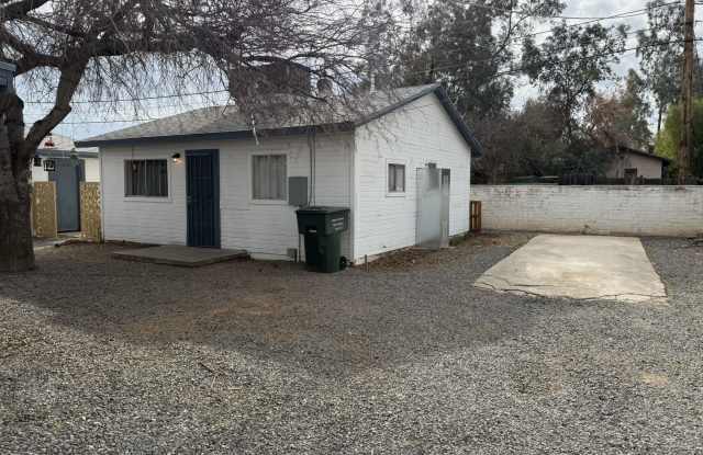 3950 E Justin Ln Gallery 4