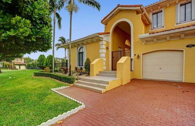 7722 SW 188th Ter photos photos