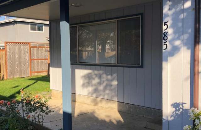 Spacious NW Corvallis Duplex - 3 Bedroom 1 Bath photos photos