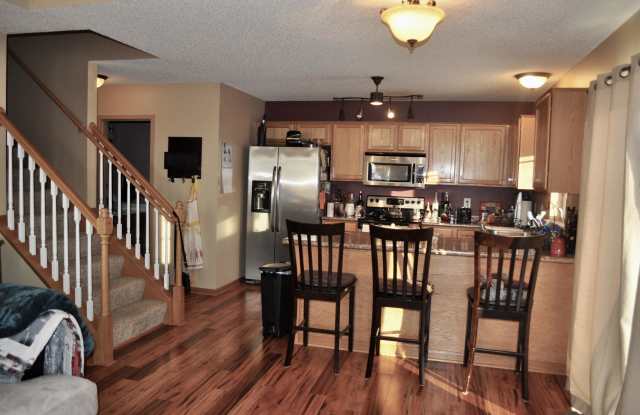 17544 Gillette Way - 1 - 17544 Gillette Way, Lakeville, MN 55044