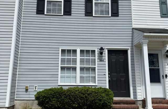 2 bedroom, 2.5 bath Townhouse photos photos