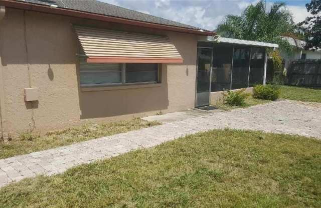 6108 HALIFAX DRIVE Gallery 2