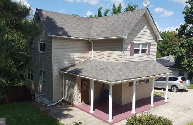 5006 SIPPLE AVENUE Gallery 3