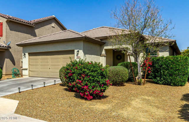 6212 W Orchid Lane Gallery 4