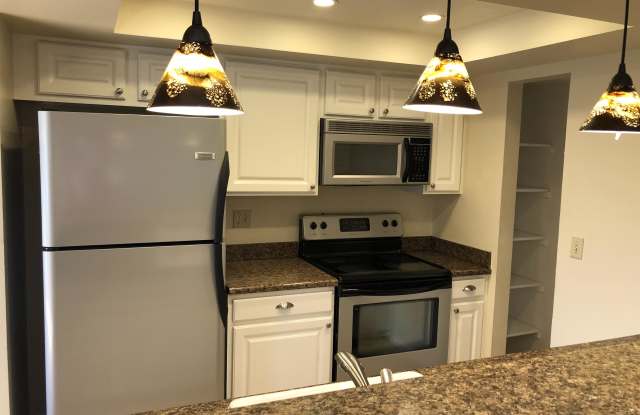4210 S. Grandy Way, Unit #B Gallery 4