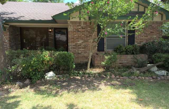 8518 Capri Drive Gallery 2
