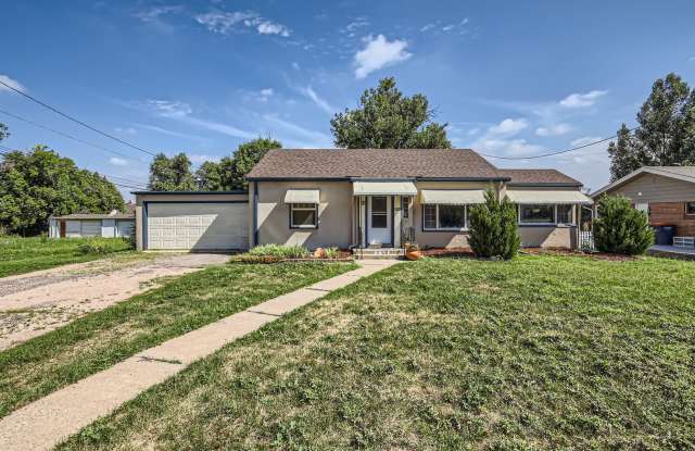 1737 West Powers Avenue - 1737 West Powers Avenue, Littleton, CO 80120