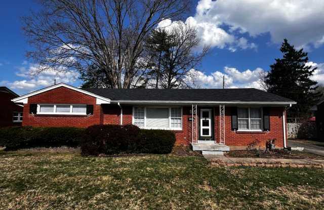 Spacious 3 Bedroom With A Basement photos photos