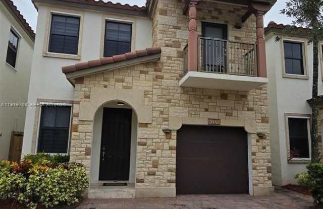 10320 NW 70th Ter photos photos