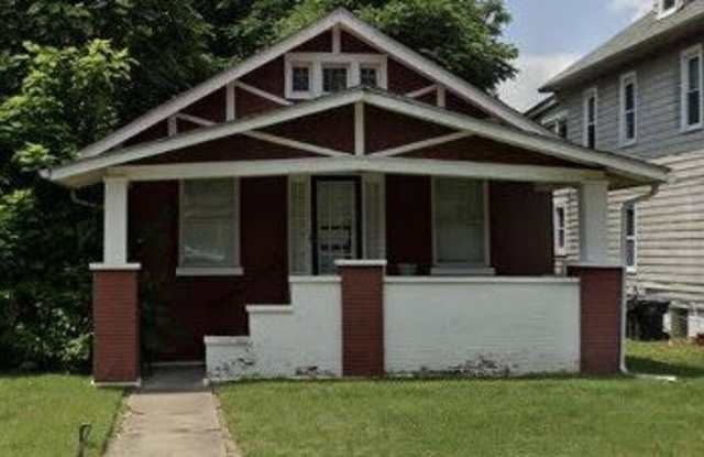 644 South 40th Street photos photos