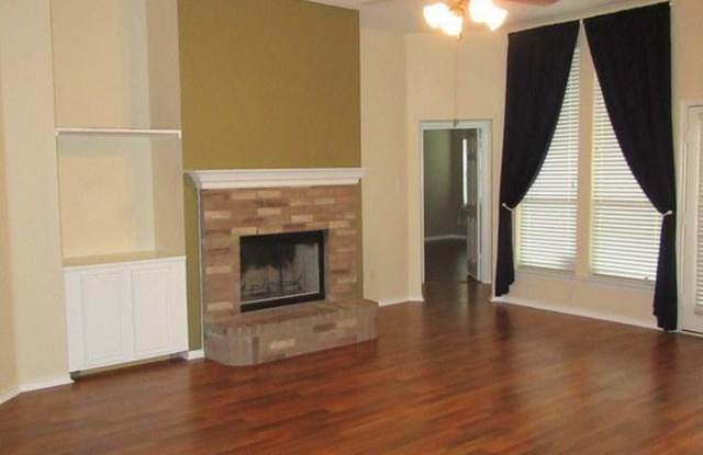 1304 Red River Dr Gallery 3
