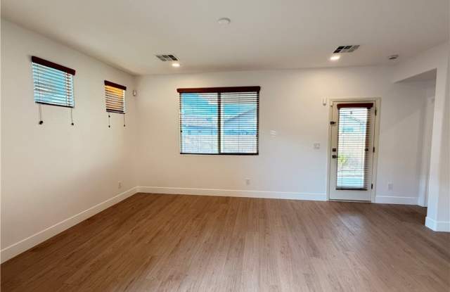 180 Flat Slate Avenue Gallery 3