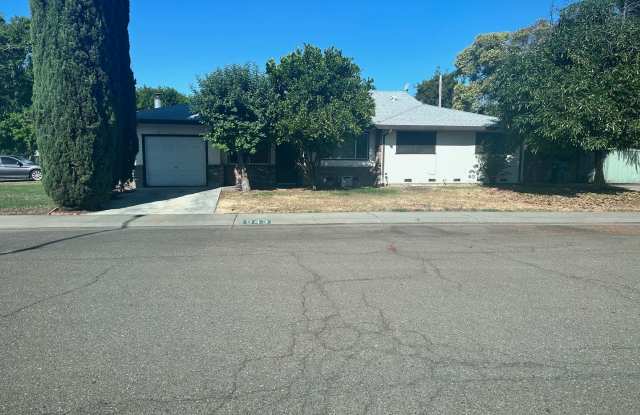 Updated Duplex Unit With Lincoln Schools photos photos