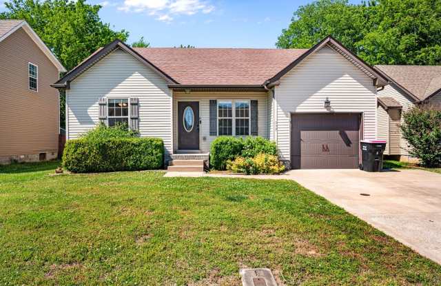 Cozy Ranch Living with a Spacious Fenced Backyard! photos photos
