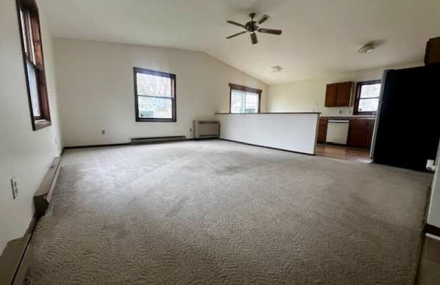Single Family Home - 2 Beds, 1 Bath- Baldwinsville photos photos